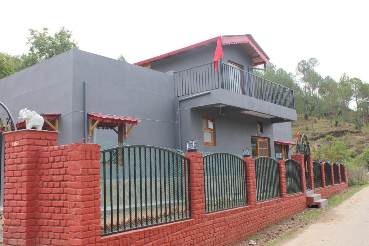 Winter Woods Cottages - 3-Bedroom Homestay Shitlakhet 外观 照片
