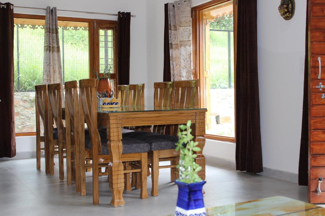 Winter Woods Cottages - 3-Bedroom Homestay Shitlakhet 外观 照片