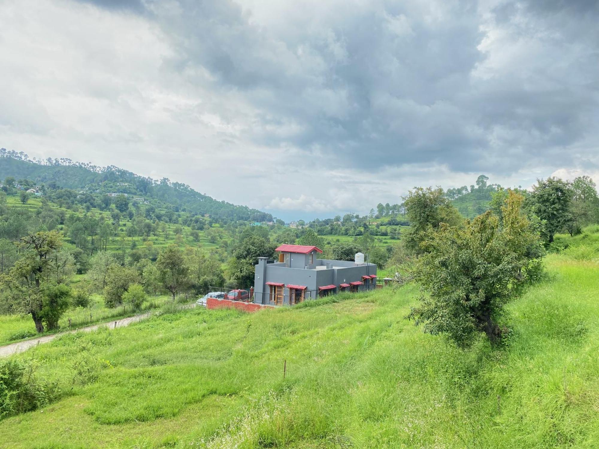 Winter Woods Cottages - 3-Bedroom Homestay Shitlakhet 外观 照片