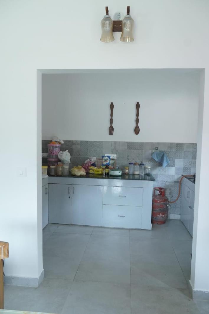Winter Woods Cottages - 3-Bedroom Homestay Shitlakhet 外观 照片